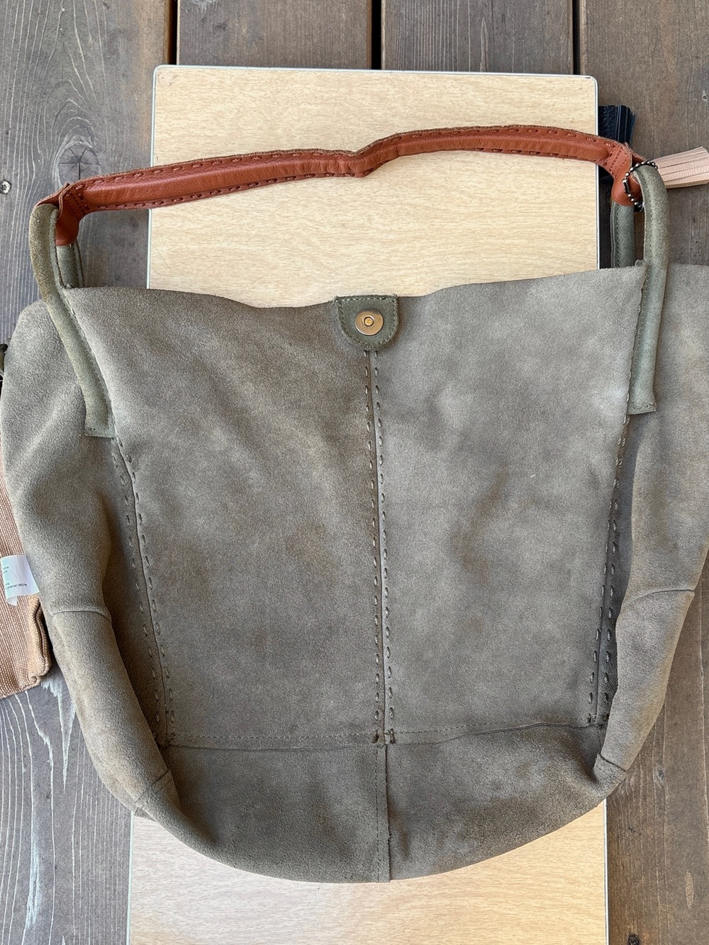 The Sak Los Feliz Moss Green Suede Leather Slouchie Hobo Bag - Picture 13 of 16
